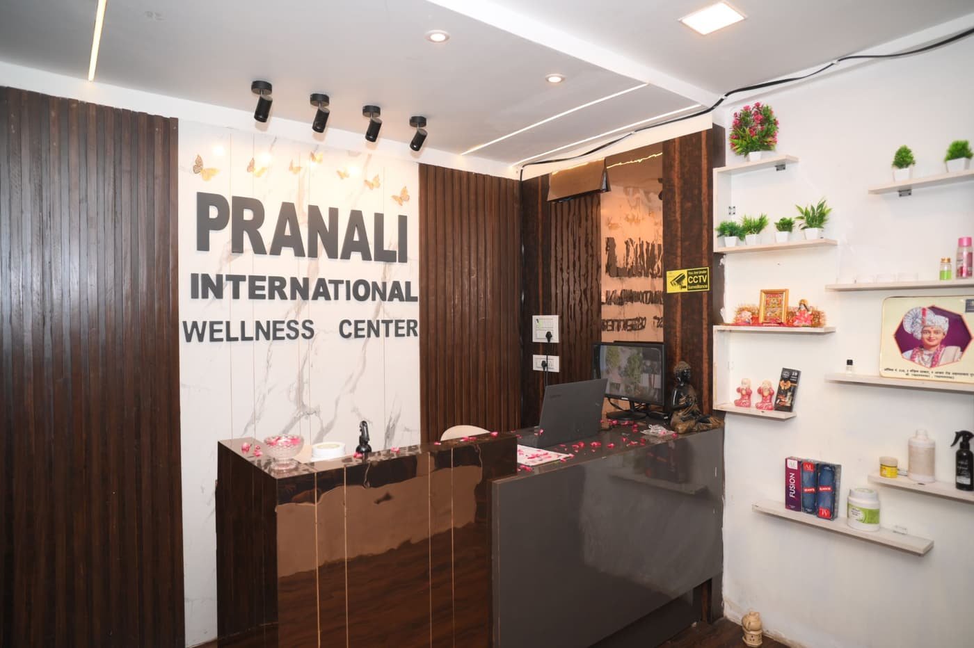 Pranali International Spa reception